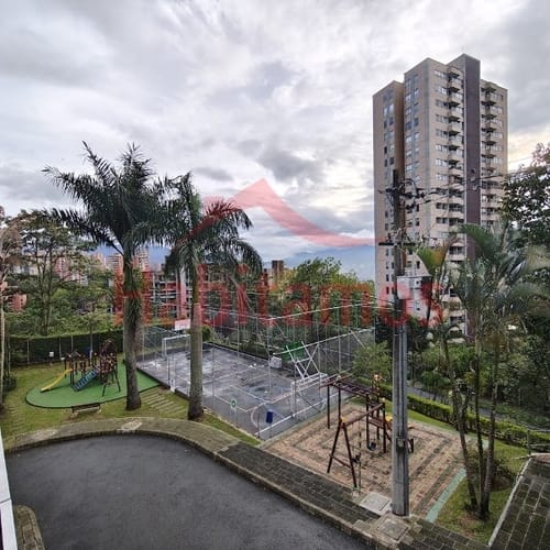 Apartamento de 3 alcobas en venta en Altos Del Poblado, Medellín, 100 m² · foto 18 de 18