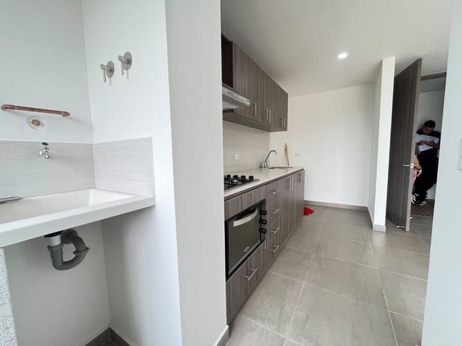 Apartamento de 3 alcobas en arriendo en Viviendas Del Sur, Itagüí, 69 m² · foto 3 de 16