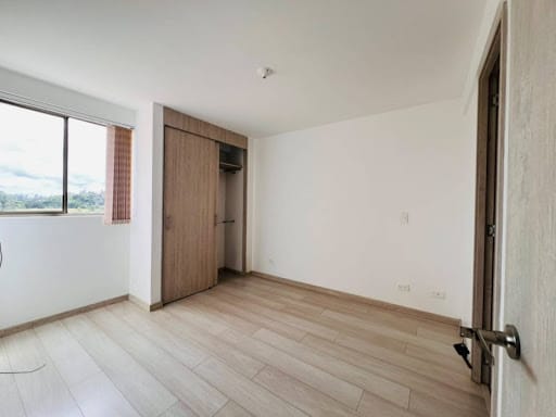 Apartamento de 2 alcobas en arriendo en El Porvenir, Rionegro, 58 m² · foto 15 de 18