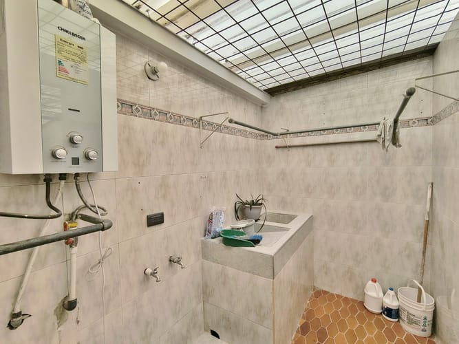 Casa de 3 alcobas en venta en Cedritos, Bogotá, 200 m² · foto 9 de 24