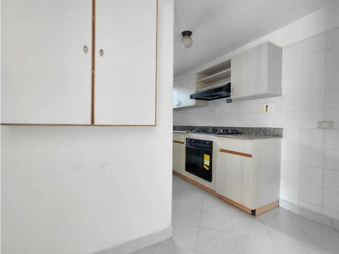 Apartamento de 3 alcobas en arriendo en Otraparte, Envigado, 107 m² · foto 3 de 24