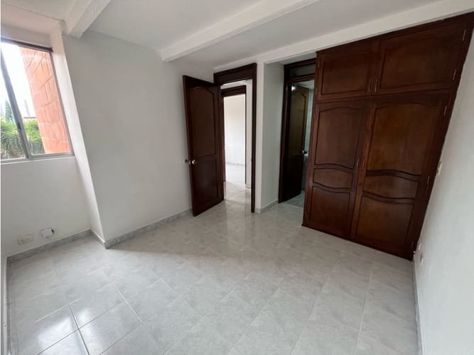 Apartamento de 3 alcobas en arriendo en Niquia, Bello, 55 m² · foto 11 de 12