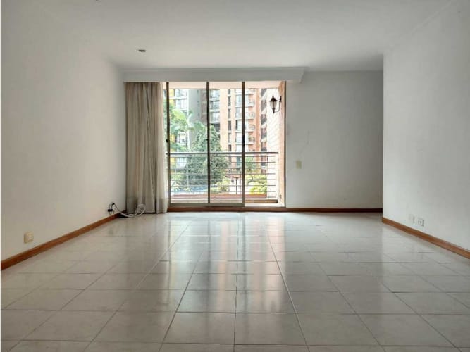 Apartamento de 3 alcobas en arriendo en Otraparte, Envigado, 107 m² · foto 4 de 24