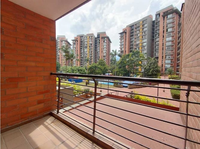 Apartamento de 3 alcobas en arriendo en Otraparte, Envigado, 107 m² · foto 6 de 24