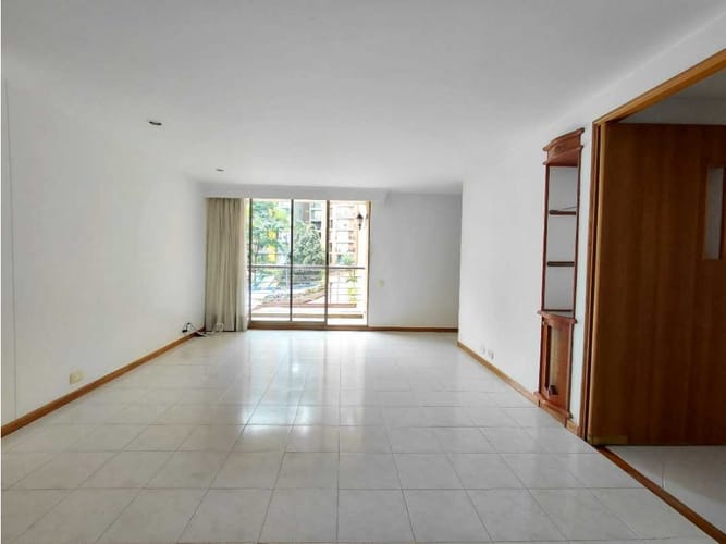 Apartamento de 3 alcobas en arriendo en Otraparte, Envigado, 107 m² · foto 11 de 24