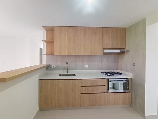 Apartamento de 3 alcobas en arriendo en El Portal, Envigado, 120 m² · foto 3 de 16