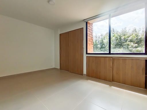 Apartamento de 3 alcobas en arriendo en El Portal, Envigado, 120 m² · foto 4 de 16