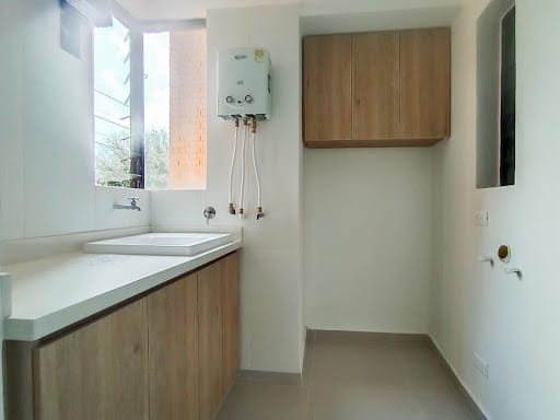Apartamento de 3 alcobas en arriendo en El Portal, Envigado, 120 m² · foto 15 de 16