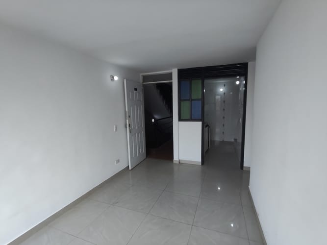 Apartamento de 3 alcobas en arriendo en Las Margaritas, Bogotá, 49 m² · foto 2 de 18