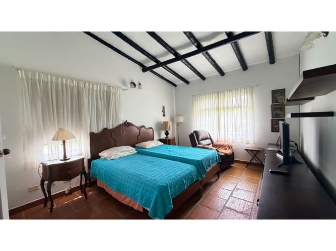 Casa de 2 alcobas en venta en Cabeceras De Llanogrande, Rionegro, 312 m² · foto 11 de 24