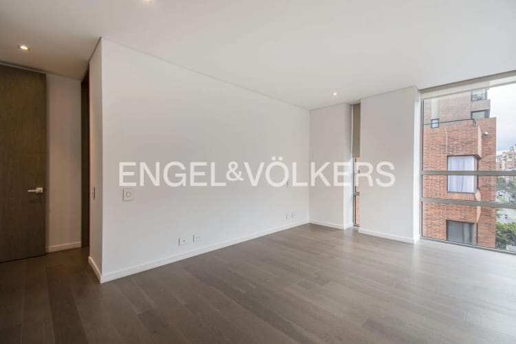 Apartamento de 3 alcobas en venta en La Cabrera, Bogotá, 139 m² · foto 7 de 17