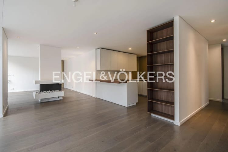Apartamento de 3 alcobas en venta en La Cabrera, Bogotá, 139 m² · foto 2 de 17