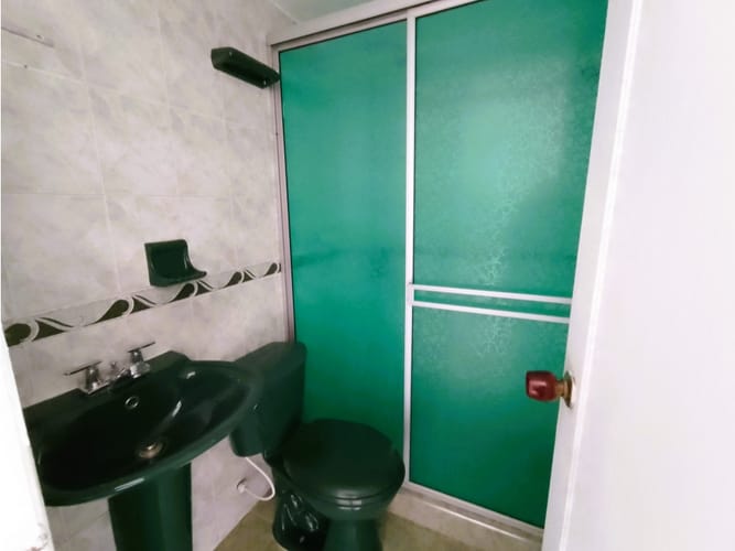 Casa de 5 alcobas en arriendo en Ismael Perdomo, Bogotá, 100 m² · foto 9 de 17