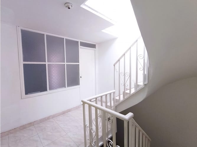 Casa de 5 alcobas en arriendo en Ismael Perdomo, Bogotá, 100 m² · foto 10 de 17