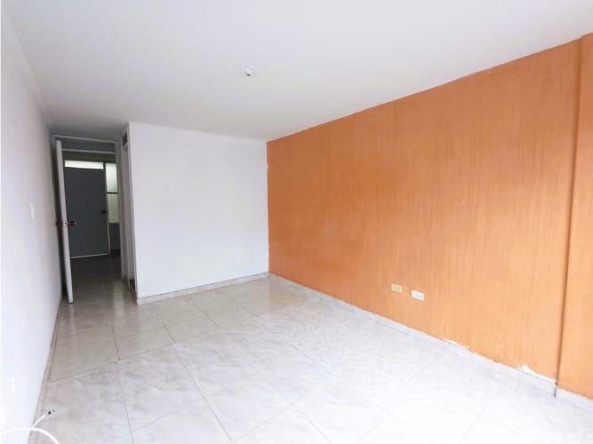 Casa de 5 alcobas en arriendo en Ismael Perdomo, Bogotá, 100 m² · foto 14 de 17