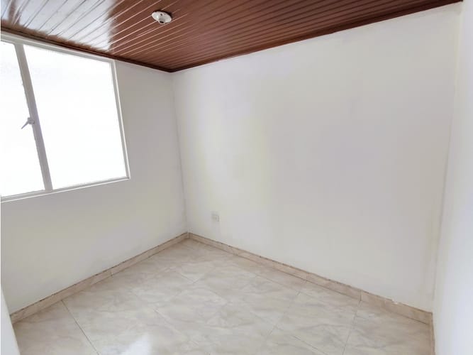 Casa de 5 alcobas en arriendo en Ismael Perdomo, Bogotá, 100 m² · foto 16 de 17