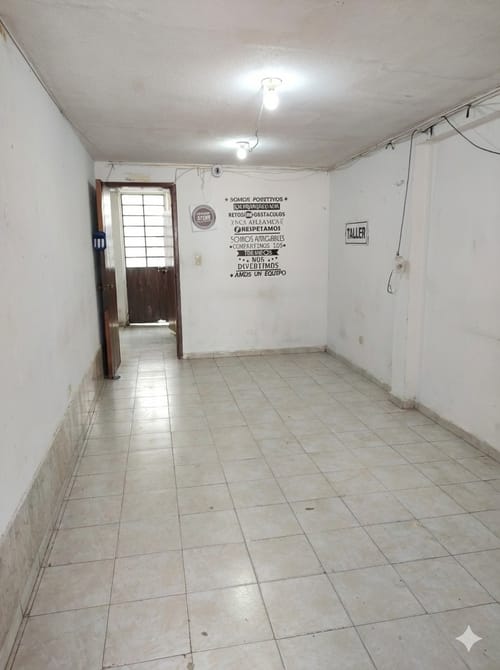 Casa de 8 alcobas en venta en Ciudad Berna, Bogotá, 314 m² · foto 9 de 10