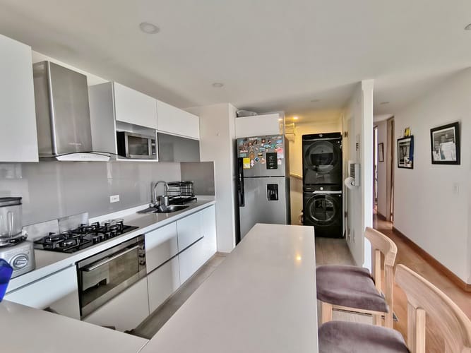 Apartamento de 2 alcobas en venta en Cedritos, Bogotá, 78 m² · foto 11 de 20