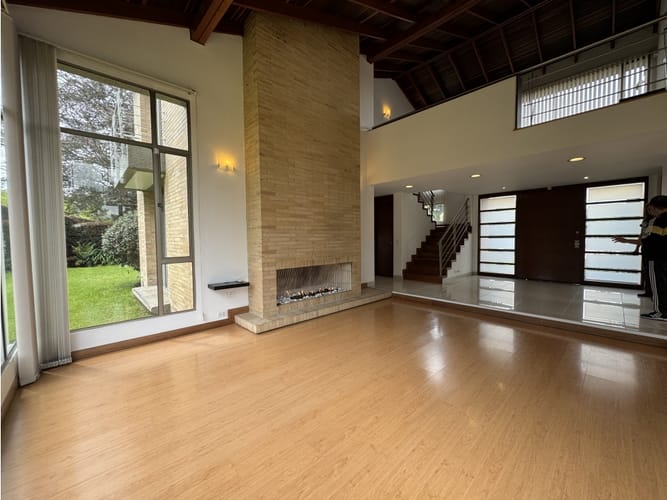 Casa en venta en San Simón, Bogotá, 291 m² · foto 12 de 24