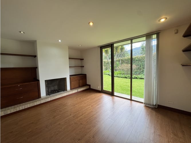 Casa en venta en San Simón, Bogotá, 291 m² · foto 19 de 24