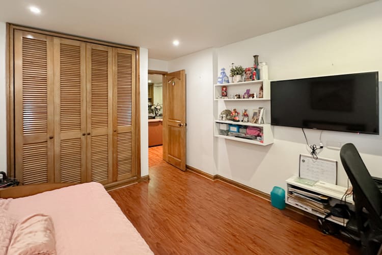 Apartamento de 4 alcobas en venta en La Cabrera, Bogotá, 230 m² · foto 17 de 23