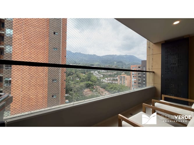 Apartamento de 2 alcobas en venta en La Inmaculada, Envigado, 80 m² · foto 5 de 17