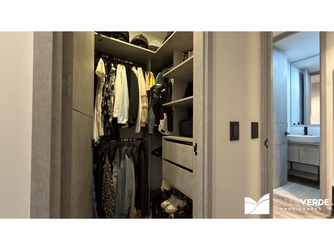 Apartamento de 2 alcobas en venta en La Inmaculada, Envigado, 80 m² · foto 13 de 17