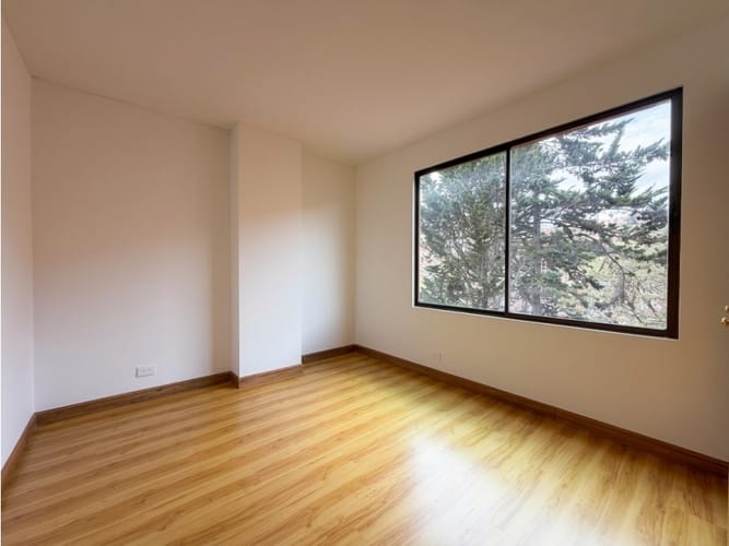 Apartamento de 3 alcobas en arriendo en Niza Suba, Bogotá, 235 m² · foto 12 de 24