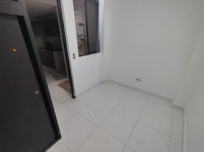Apartamento de 2 alcobas en arriendo en San Jose Obrero, Bello, 65 m² · foto 5 de 8