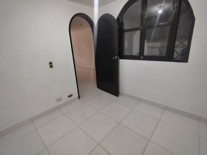 Apartamento de 2 alcobas en arriendo en San Jose Obrero, Bello, 65 m² · foto 6 de 8