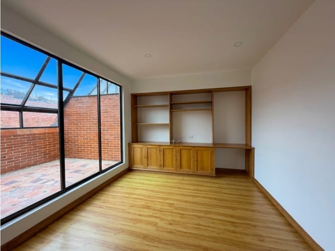 Apartamento de 3 alcobas en arriendo en Niza Suba, Bogotá, 235 m² · foto 23 de 24