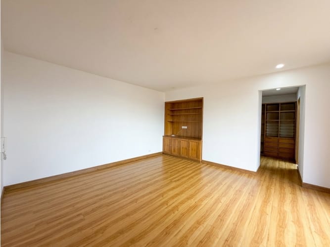 Apartamento de 3 alcobas en arriendo en Niza Suba, Bogotá, 235 m² · foto 24 de 24
