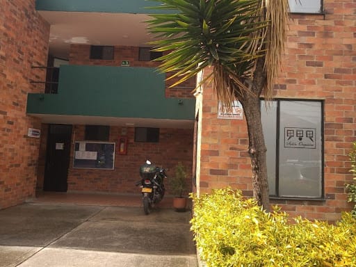 Casa de 3 alcobas en arriendo en Ub. Sabana De Tibabuyes, Bogotá, 76 m² · foto 2 de 20
