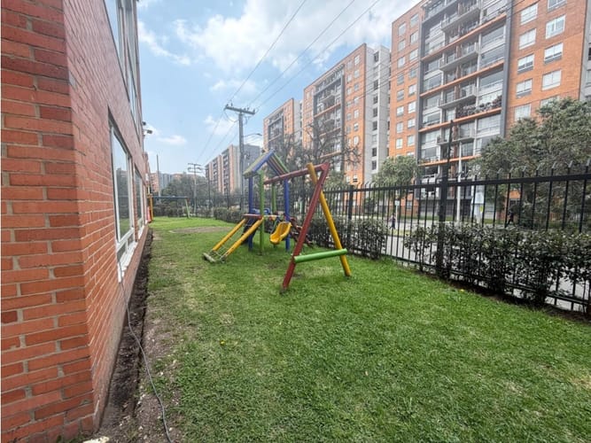 Apartamento de 2 alcobas en venta en Ciudad Alsacia, Bogotá, 43 m² · foto 23 de 24