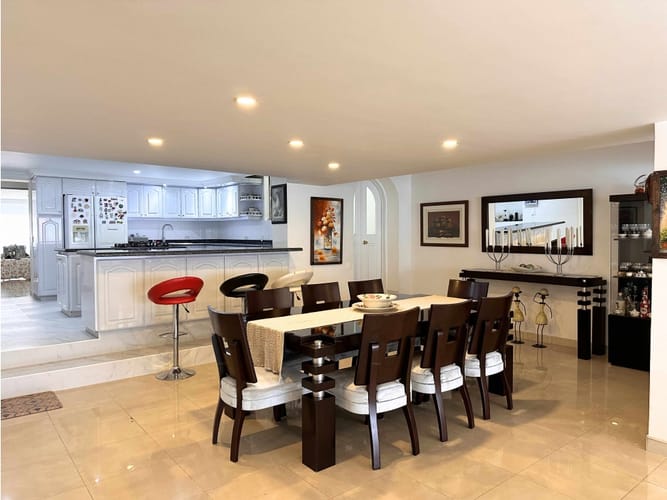 Apartamento de 4 alcobas en venta en Santa Barbara, Bogotá, 285 m² · foto 6 de 24