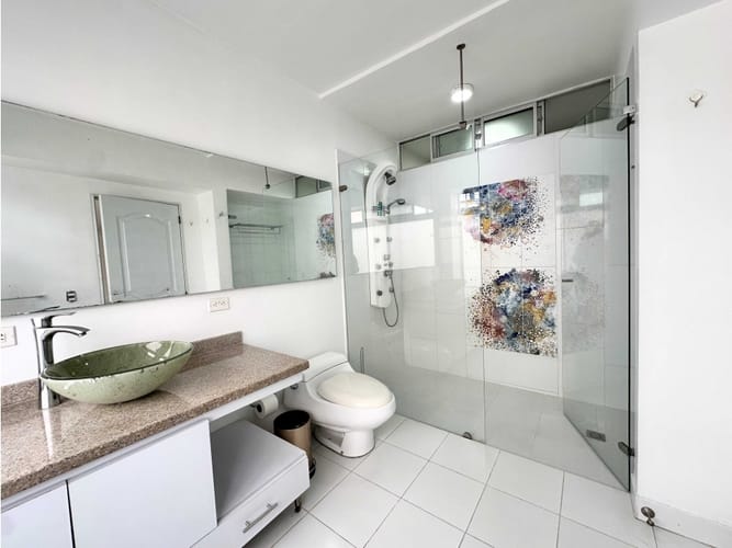 Apartamento de 4 alcobas en venta en Santa Barbara, Bogotá, 285 m² · foto 22 de 24