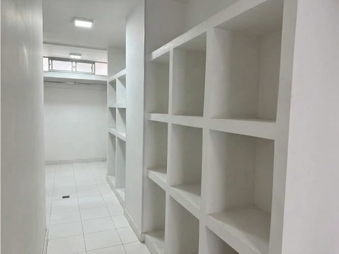 Apartamento de 4 alcobas en venta en Santa Barbara, Bogotá, 285 m² · foto 23 de 24