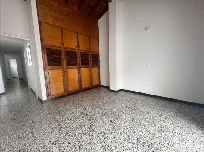 Apartamento de 3 alcobas en arriendo en Obrero, Envigado, 70 m² · foto 4 de 10