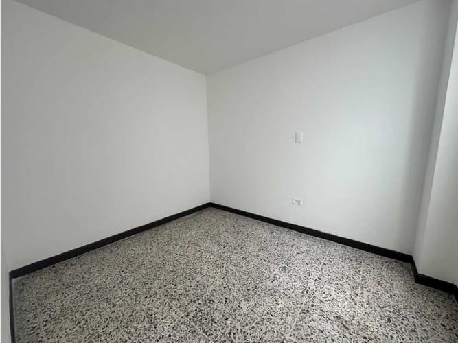 Apartamento de 3 alcobas en arriendo en Obrero, Envigado, 70 m² · foto 7 de 10