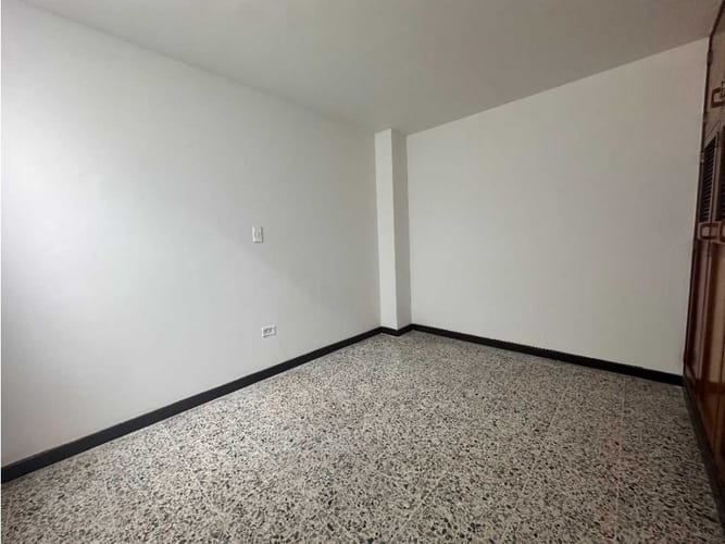Apartamento de 3 alcobas en arriendo en Obrero, Envigado, 70 m² · foto 10 de 10