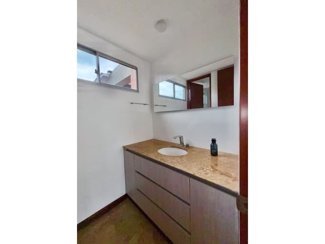 Casa de 3 alcobas en arriendo en Siberia, Cota, 400 m² · foto 11 de 24