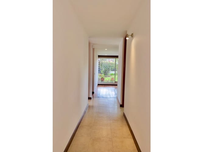 Casa de 3 alcobas en arriendo en Siberia, Cota, 400 m² · foto 13 de 24