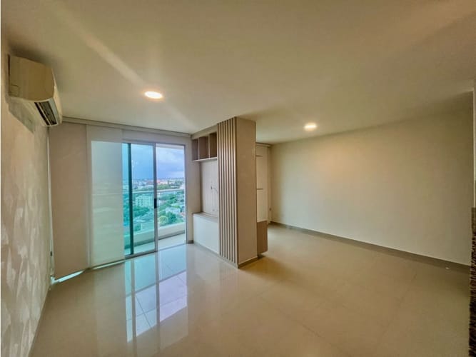 Apartamento de 4 alcobas en arriendo en Ciudad Jardin, Barranquilla, 96 m² · foto 2 de 17