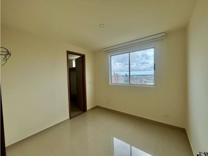 Apartamento de 4 alcobas en arriendo en Ciudad Jardin, Barranquilla, 96 m² · foto 8 de 17