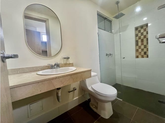 Apartamento de 4 alcobas en arriendo en Ciudad Jardin, Barranquilla, 96 m² · foto 13 de 17