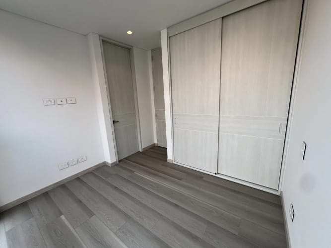Apartamento de 2 alcobas en venta en El Virrey, Bogotá, 92 m² · foto 9 de 13