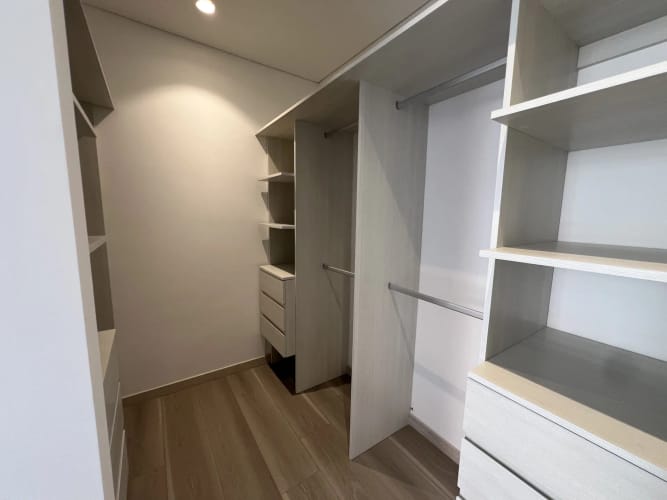 Apartamento de 2 alcobas en venta en El Virrey, Bogotá, 92 m² · foto 5 de 13