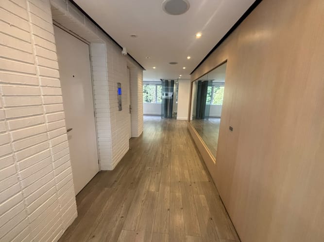 Apartamento de 4 alcobas en arriendo en Chicó Alto, Bogotá, 245 m² · foto 23 de 24