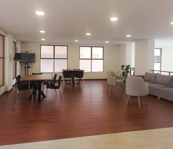 Apartamento de 3 alcobas en venta en Lagos De Cordoba, Bogotá, 103 m² · foto 16 de 24