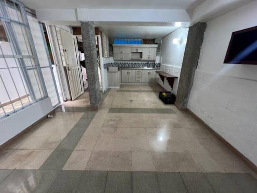 Apartaestudio en arriendo en San Joaquin, Medellín, 30 m² · foto 2 de 13